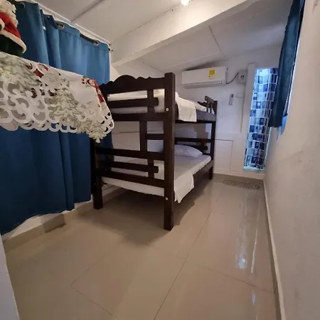 Jonathan Apartment *
